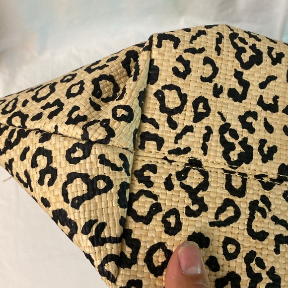 Leopard Print Beach Bag - Picture 11 of 11